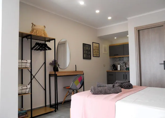 Limnos Iris Apartments