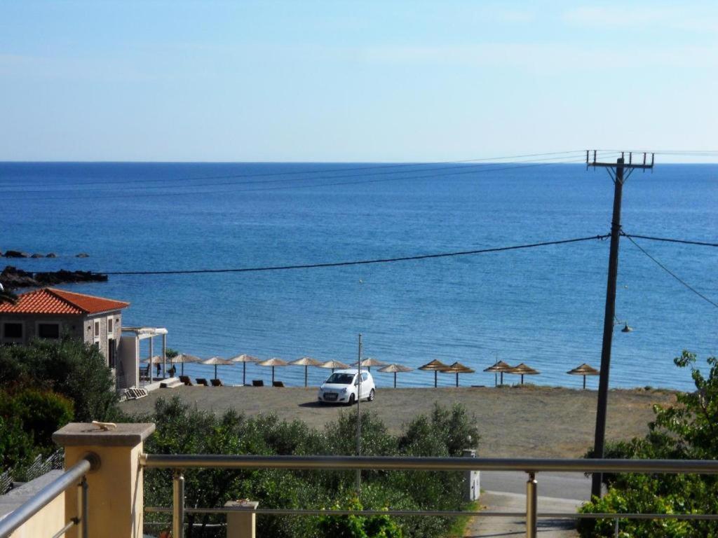Apartment Limnos Iris *